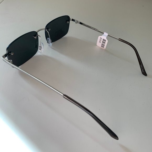 UrbanOutfitters Rilla Rimless Rectangle Sunglasses - Picture 3 of 5